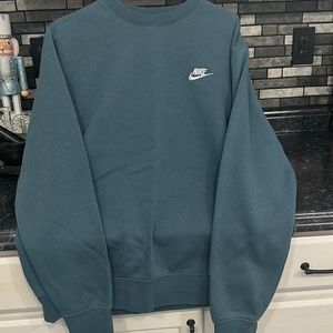 Nike crewneck